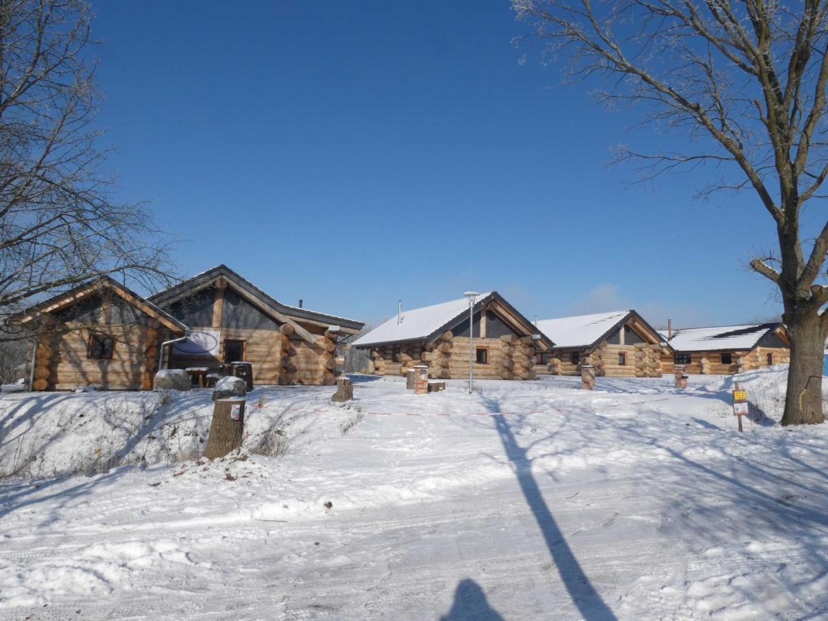 Naturstammhaus Tollensesee Groß Nemerow Eksteriør billede