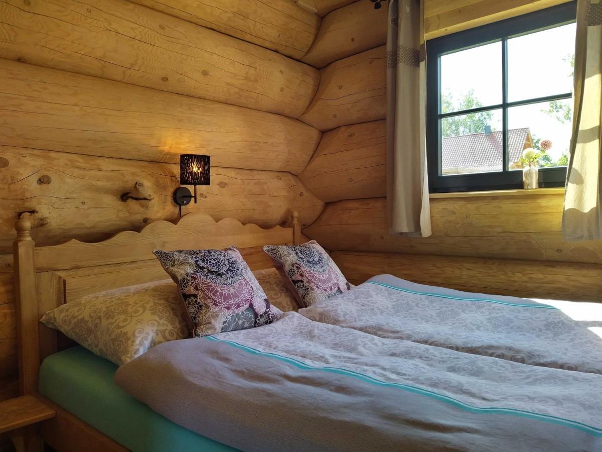 Naturstammhaus Tollensesee Groß Nemerow Eksteriør billede