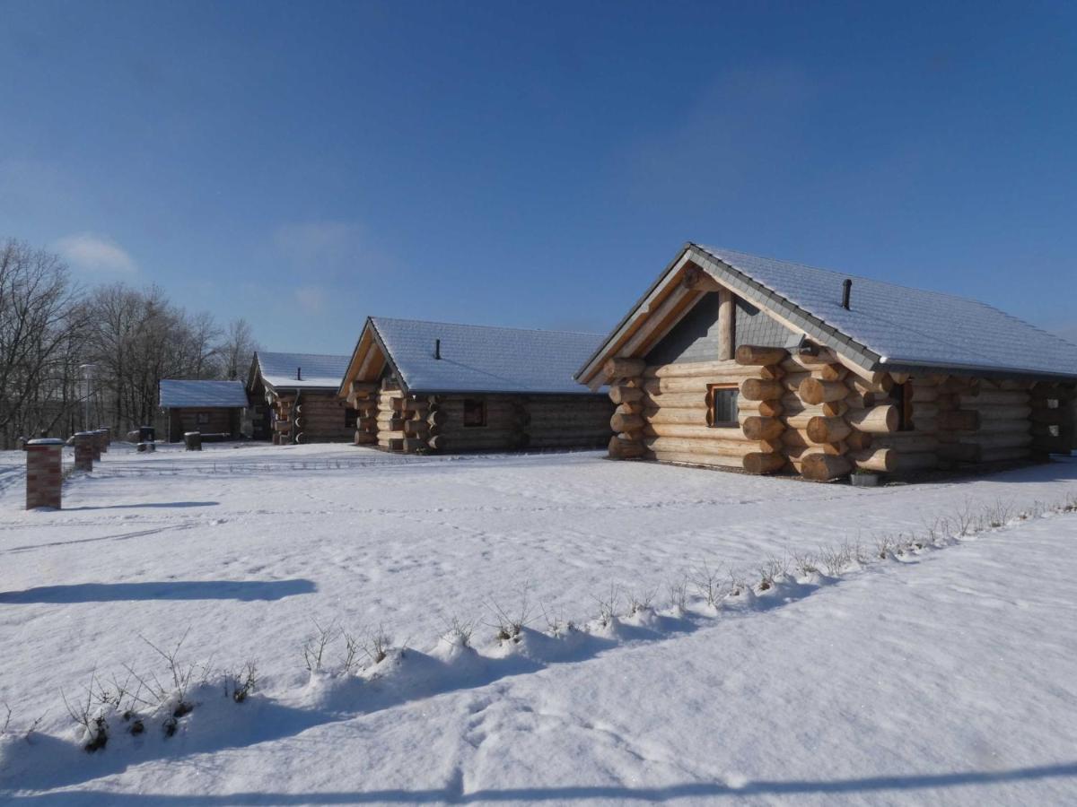 Naturstammhaus Tollensesee Groß Nemerow Eksteriør billede