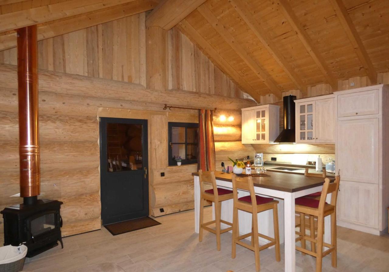 Naturstammhaus Tollensesee Groß Nemerow Eksteriør billede